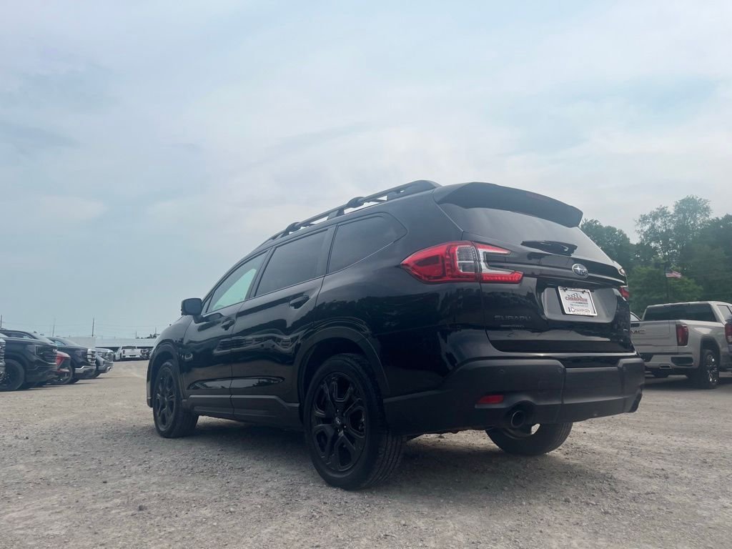 Used 2023 Crystal Black Silica Subaru Onyx Edition image 10