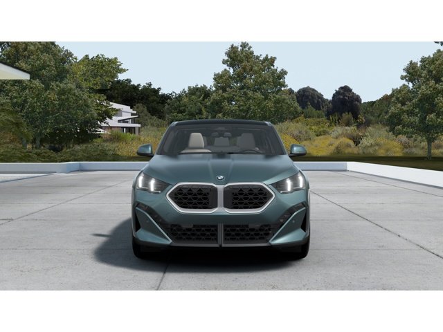 New 2026 Cape York Green Metallic BMW X2 28i image 3