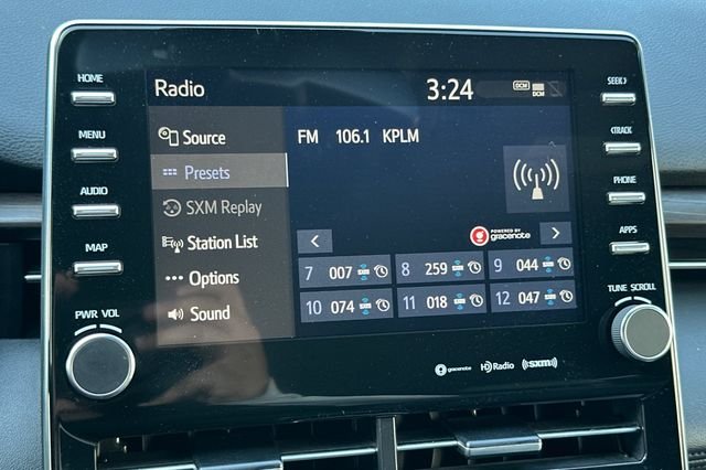 Used 2019 Silver Toyota XLE image 17