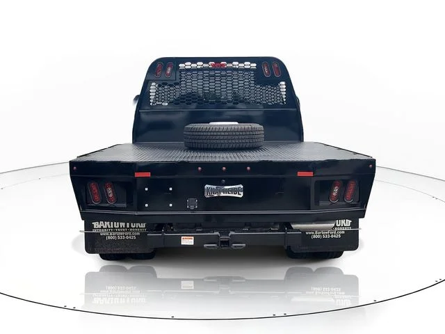 New 2026 Oxford White Ford XL image 6