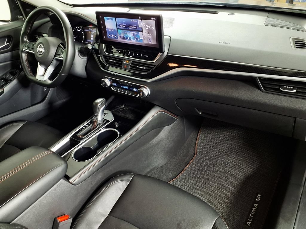 Used 2025 Gun Metallic Nissan SR image 12