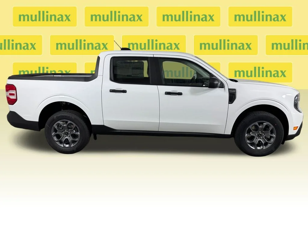 New 2026 White Ford XLT image 21