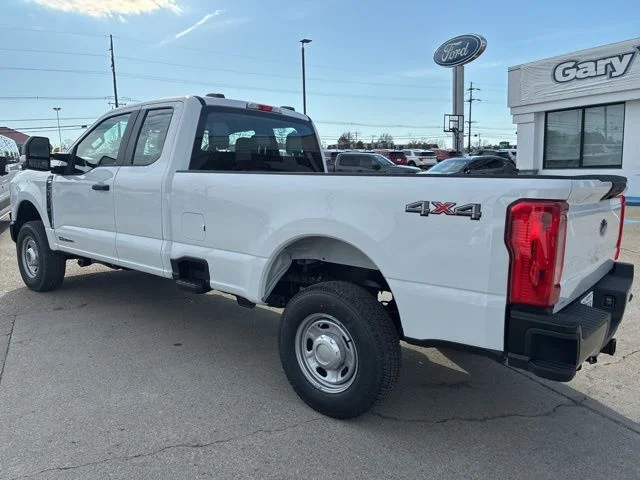 New 2026 Oxford White Ford F-250® XL image 4