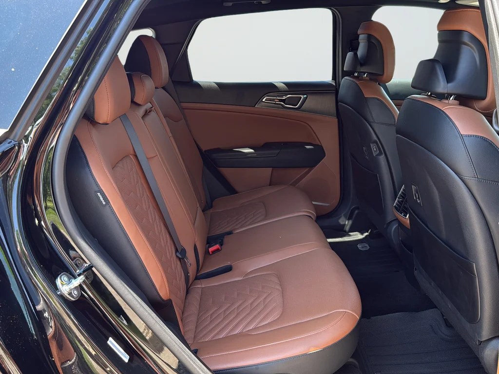 Used 2026 Black Kia X-Line image 22