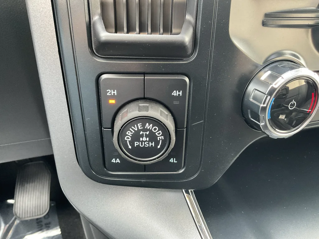 New 2026 Agate Black Metallic Ford Lariat® image 20