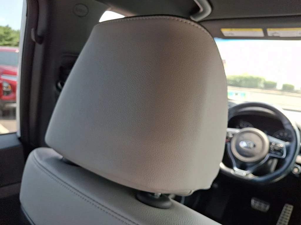 Used 2019 White Kia EX image 47