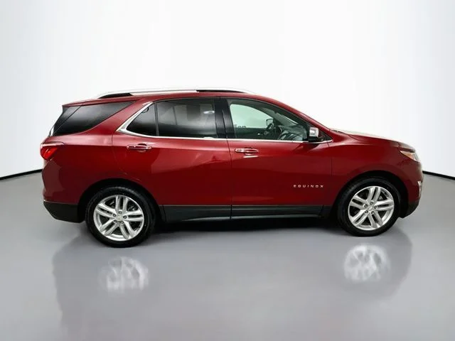 Used 2019 Red Chevrolet Premier image 8