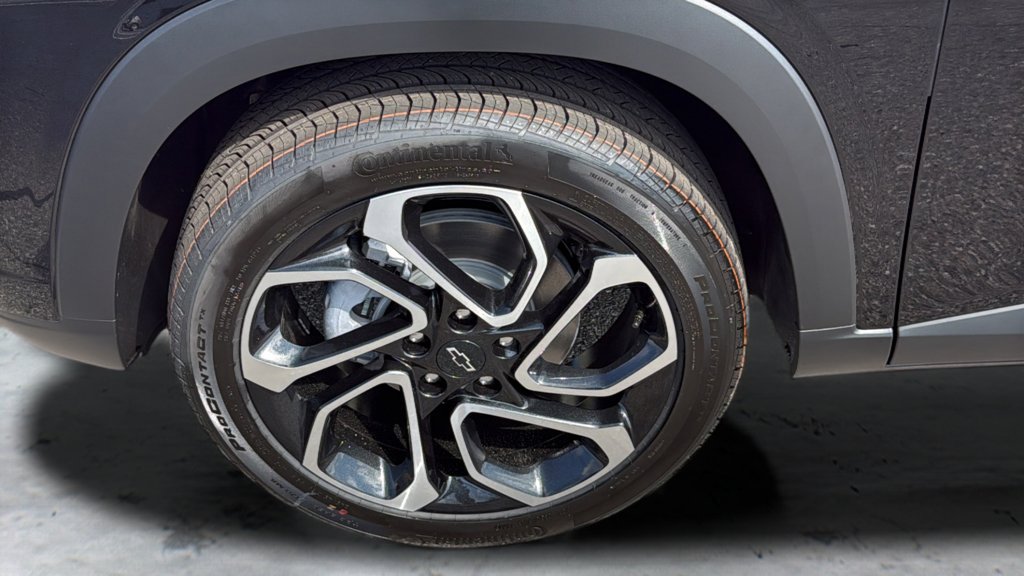 New 2026 Mosaic Black Metallic Chevrolet 2RS image 28