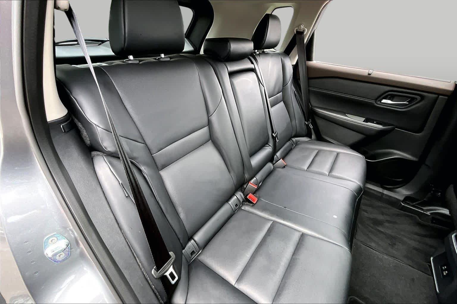 Used 2022 Gun Metallic Nissan SV image 20
