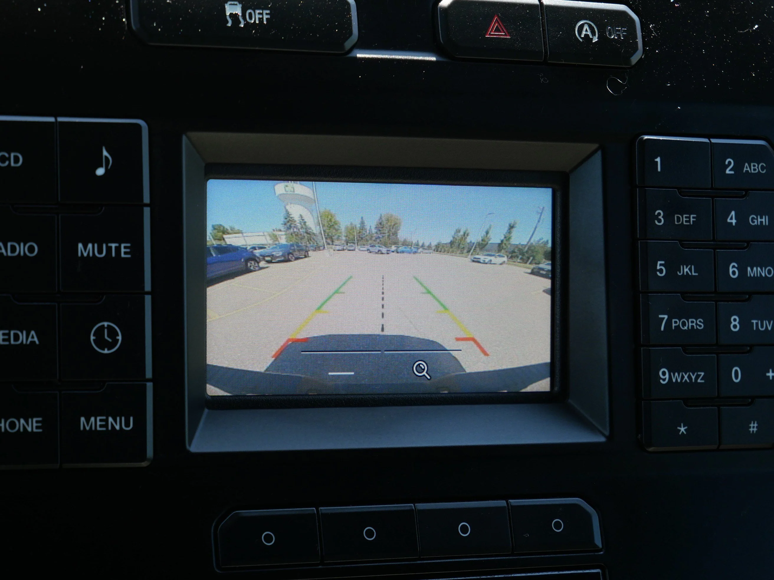 Used 2015 Magnetic Metallic Ford XL image 27