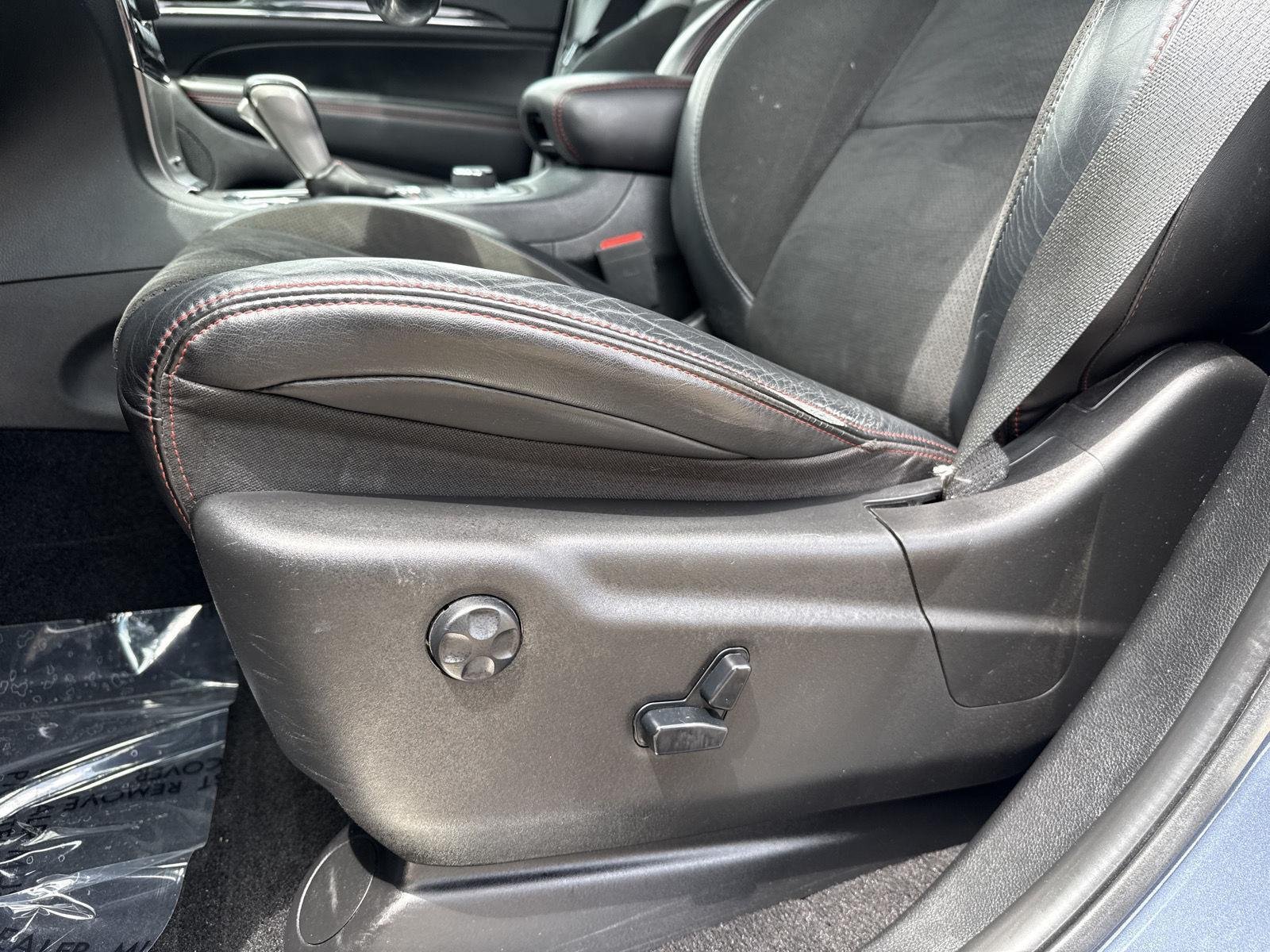 Used 2021 Slate Blue Pearlcoat Jeep Trailhawk image 18