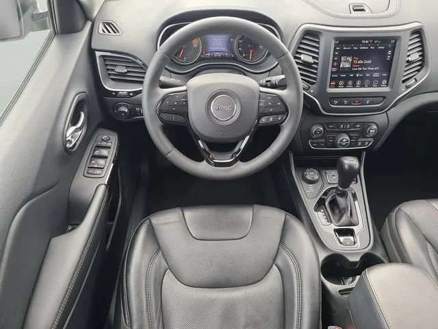 Used 2023 White Jeep Altitude Lux image 17
