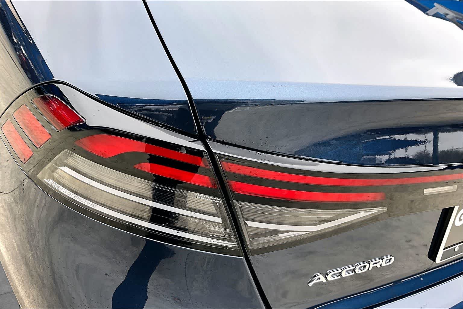 New 2026 Canyon River Blue Metallic Honda SE image 14