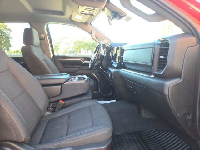 Used 2023 Red Chevrolet LT image 16