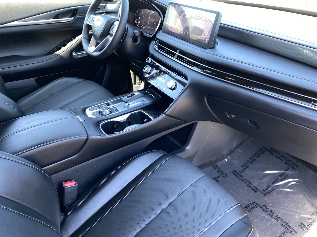 Certified Used 2027 Deep Emerald INFINITI LUXE image 9