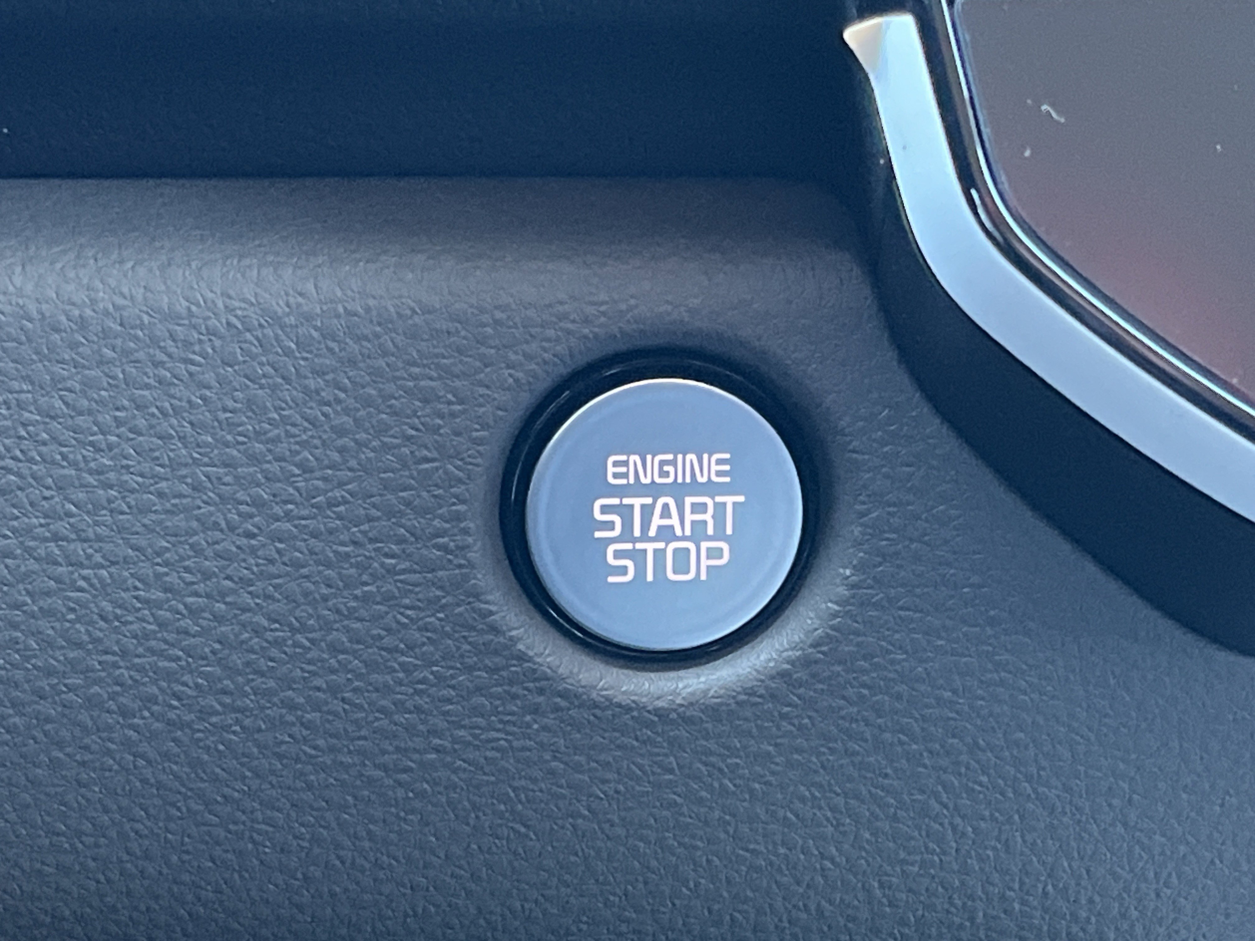 New 2026 Snow White Pearl Kia EX image 12