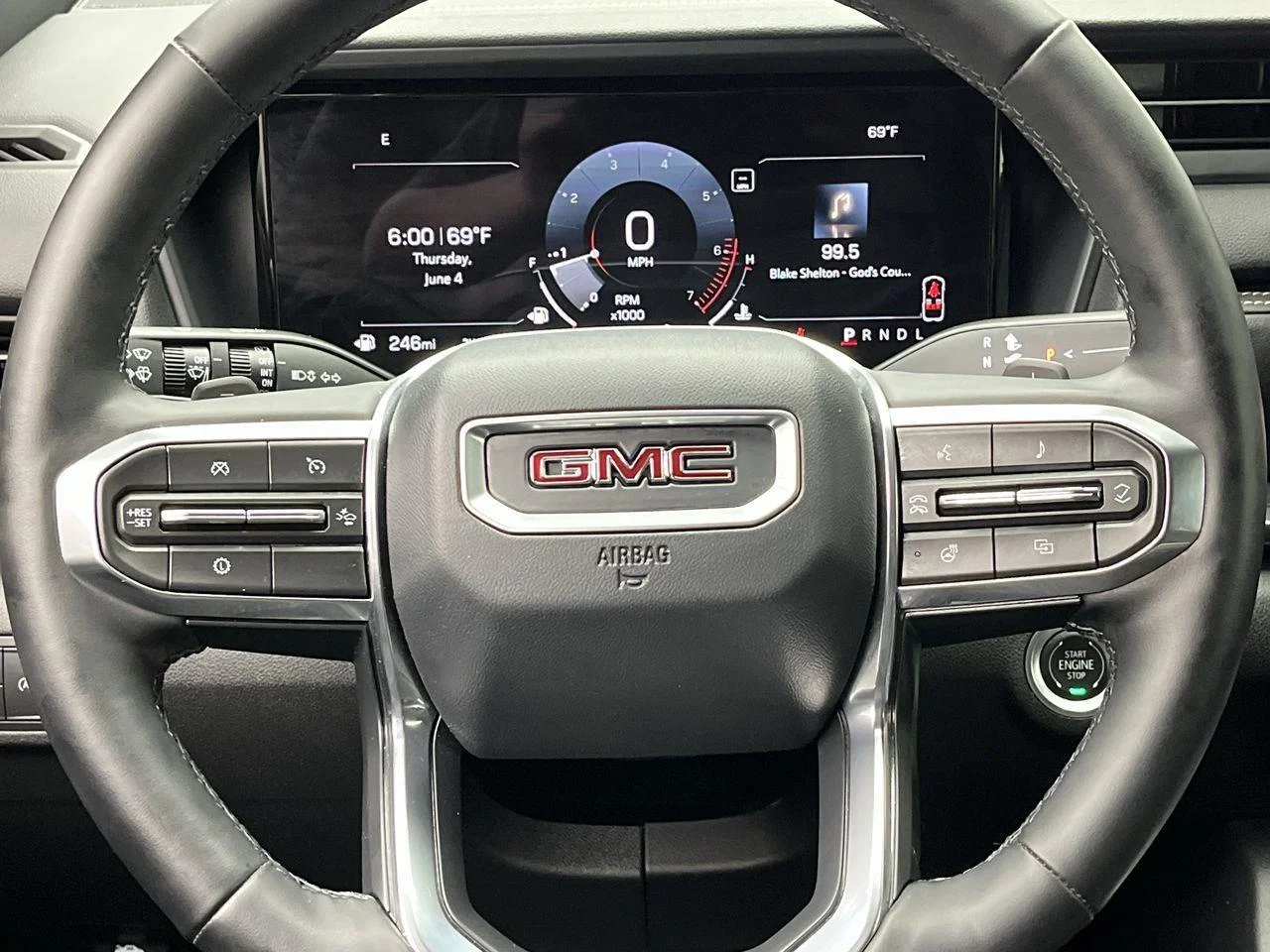 Used 2025 Riverstone Metallic GMC Elevation image 12