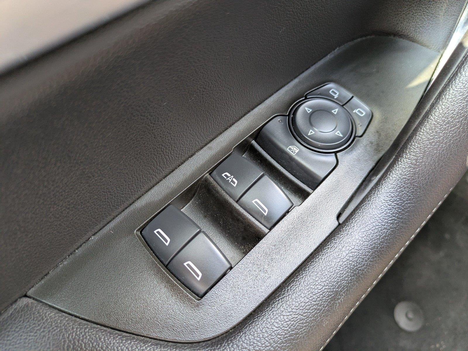Used 2024 Summit White Chevrolet LT image 23