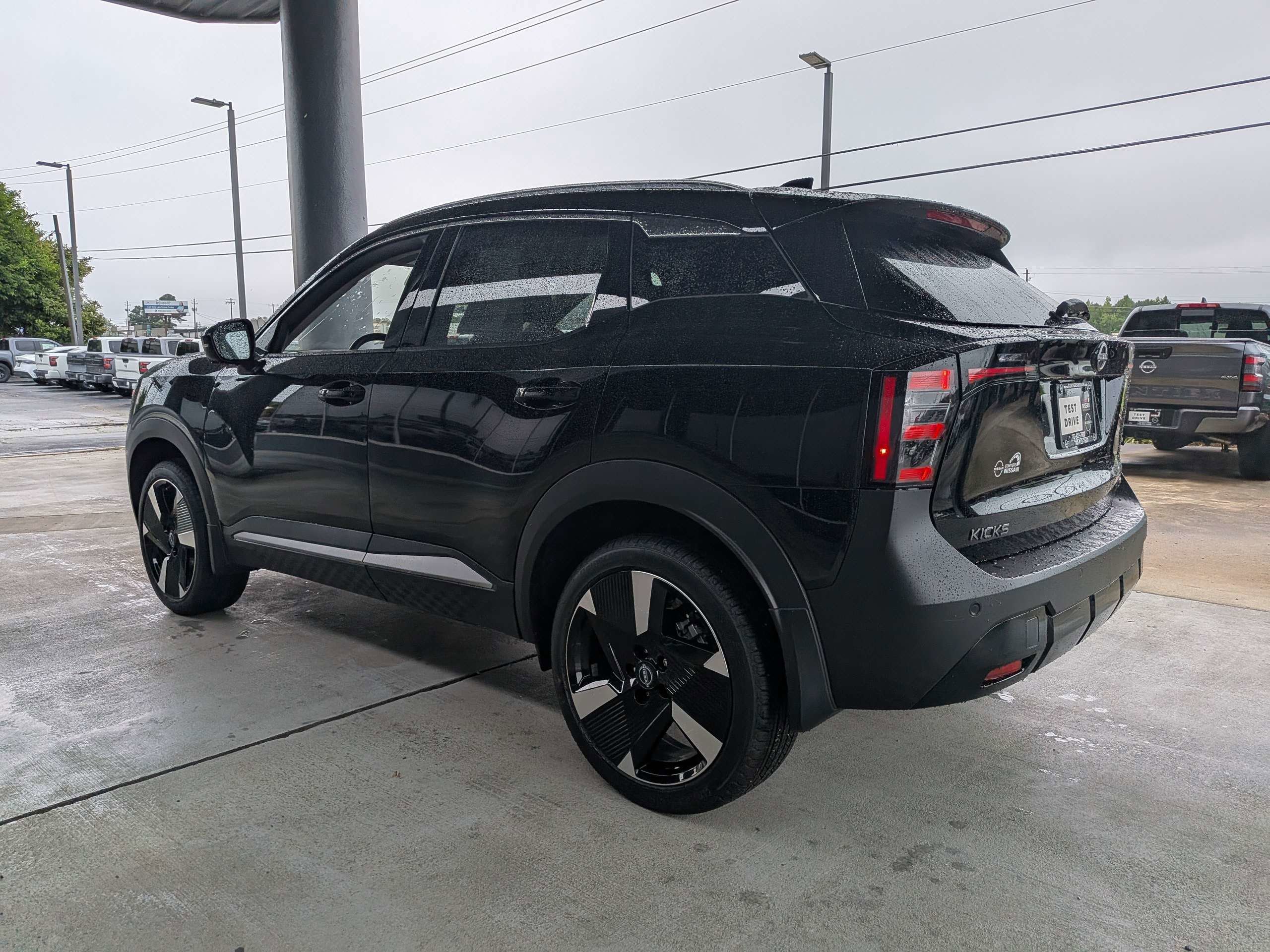 Used 2026 Black Nissan SR image 5