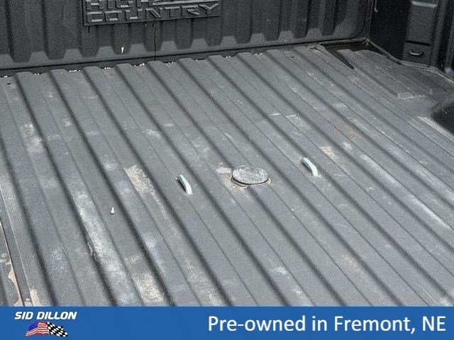 Used 2024 Summit White Chevrolet High Country image 6