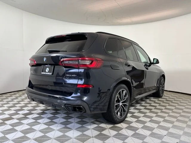 Used 2020 Carbon Black Metallic BMW xDrive40i image 7