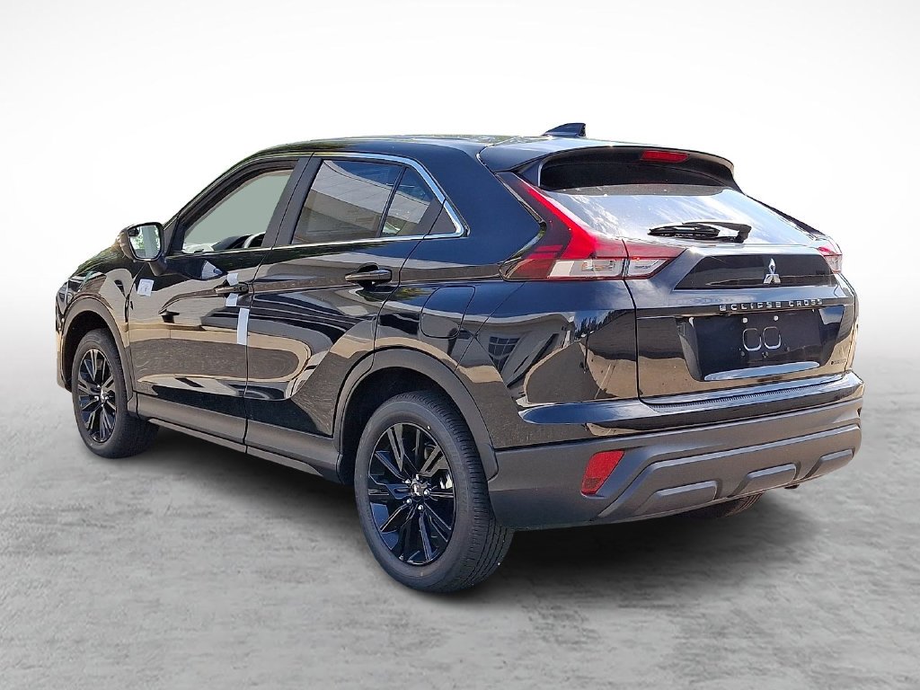 New 2026 Black Mitsubishi LE 1.5T S-AWC image 3