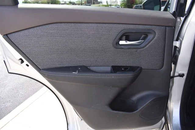 Used 2022 Silver Nissan SV image 12