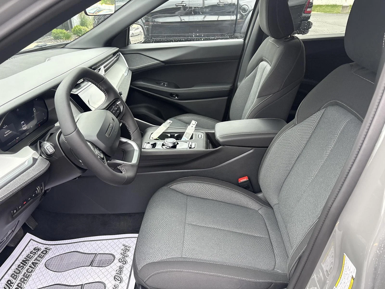 New 2026 Sting-Gray Clearcoat Jeep Laredo image 9