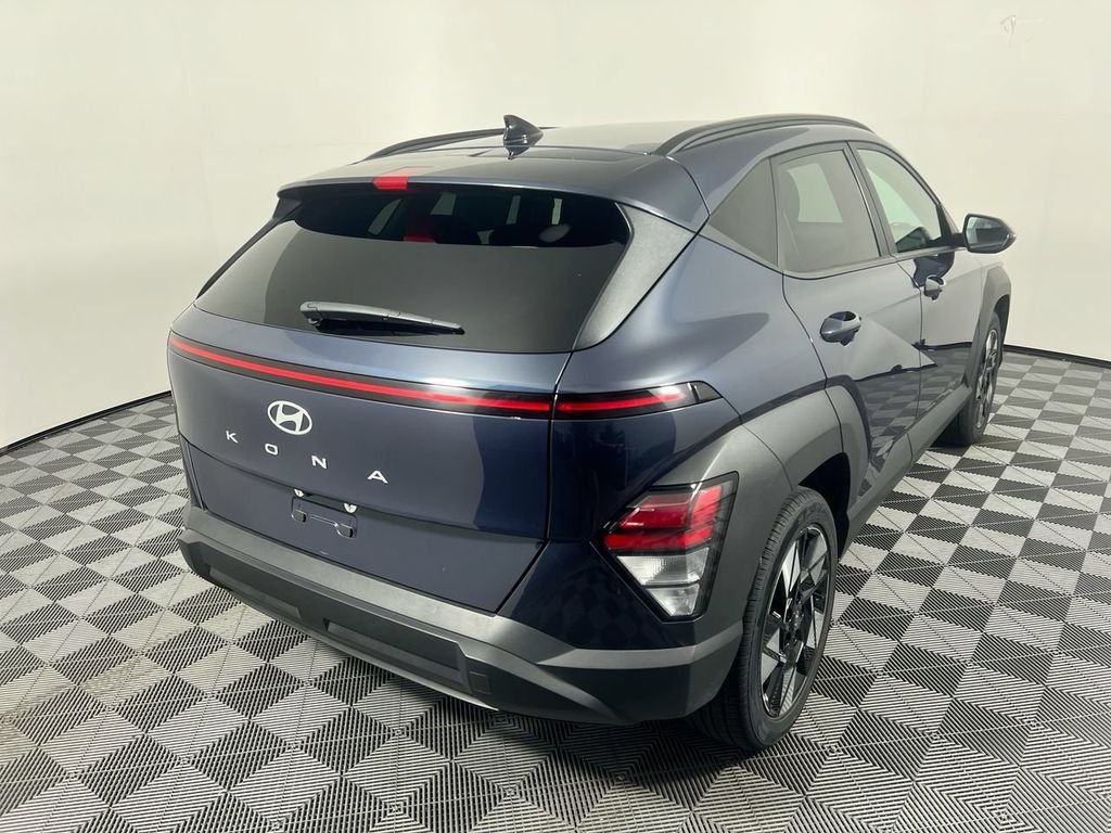 Used 2024 Blue Hyundai SEL image 4