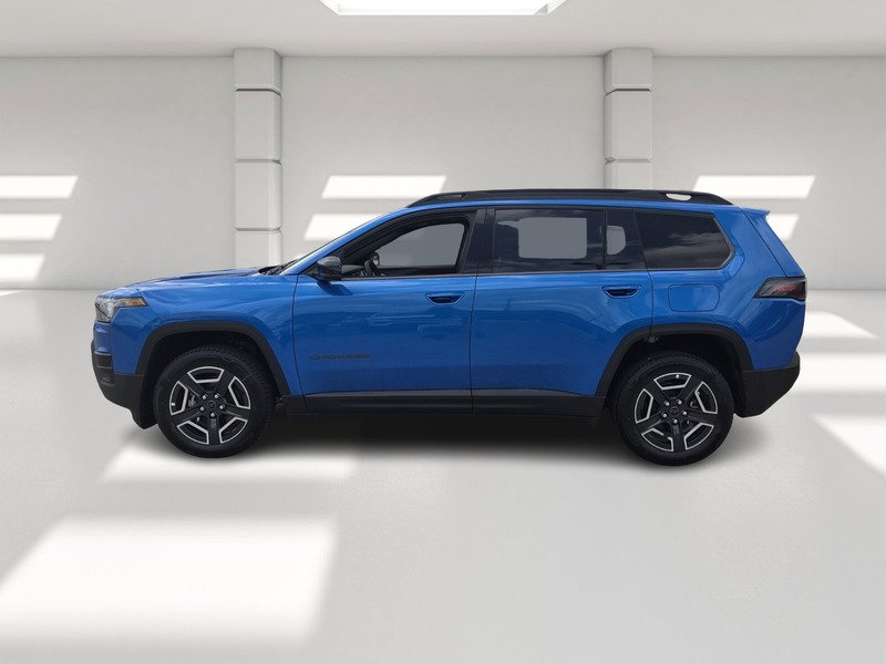 New 2026 Hydro Blue Pearl-Coat Exterior Paint Jeep LIMITED 4X4 image 2