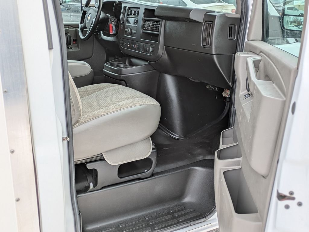 Used 2021 White Chevrolet Work Van image 20