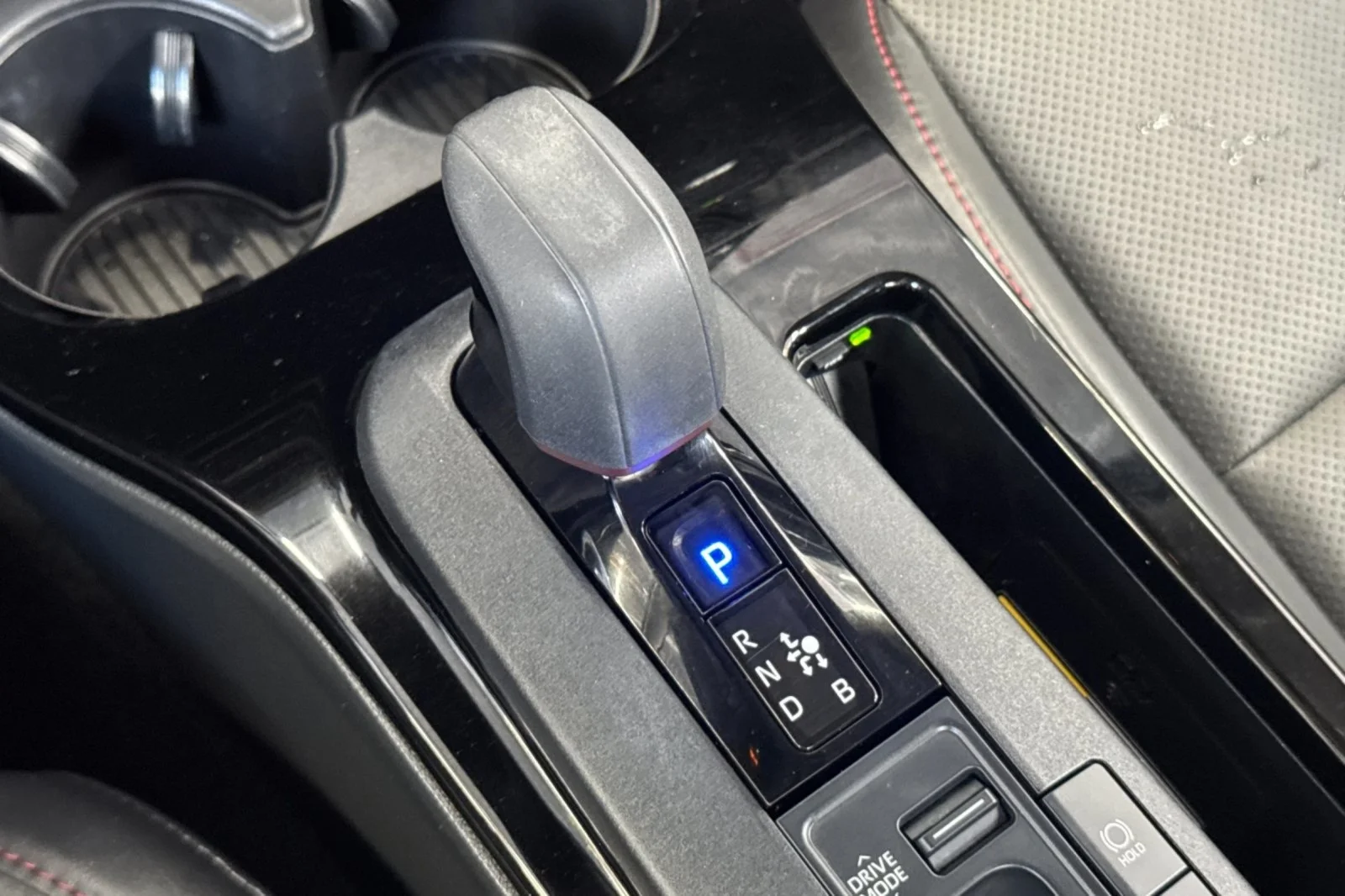 Certified Used 2024 Wind Chill Pearl Toyota XSE image 20
