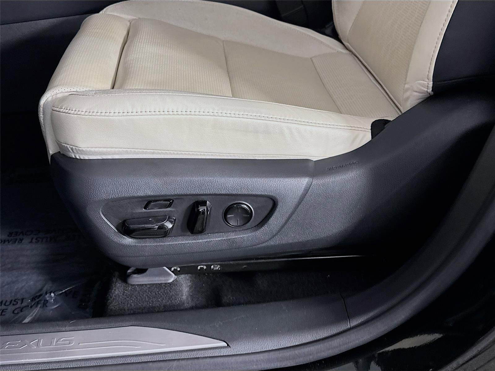 Used 2023 Gray Pearl Lexus 350 Luxury image 21