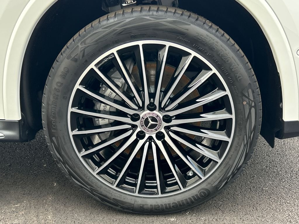 New 2026 Polar White Mercedes-Benz GLC 300 image 36