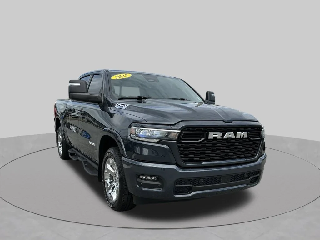 Used 2025 Blue Ram Big Horn/Lone Star image 15