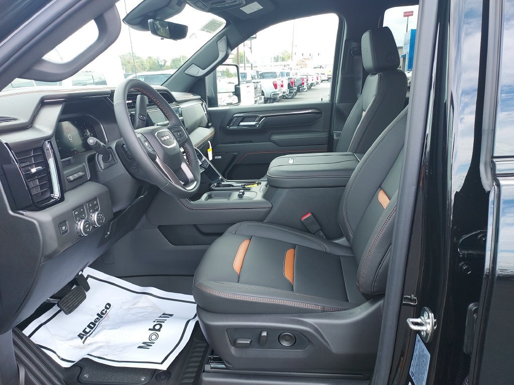 New 2026 Onyx Black GMC AT4 image 13