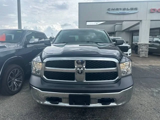 Used 2017 True Blue Pearlcoat Ram Tradesman image 2