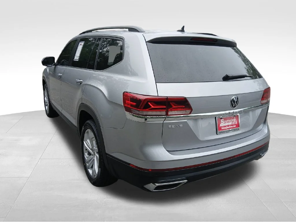 Used 2021 Silver Volkswagen 3.6L V6 SE w/Technology image 7