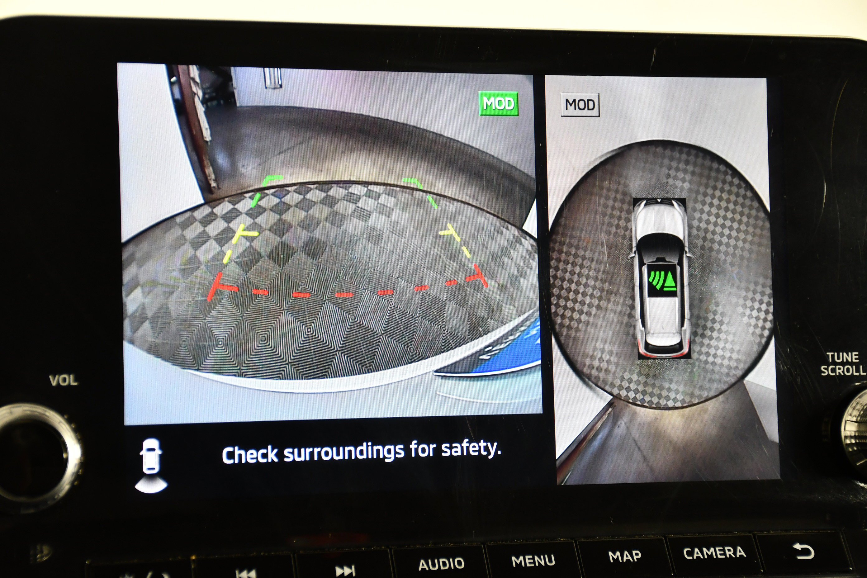 Certified Used 2022 White Diamond Mitsubishi SE image 27