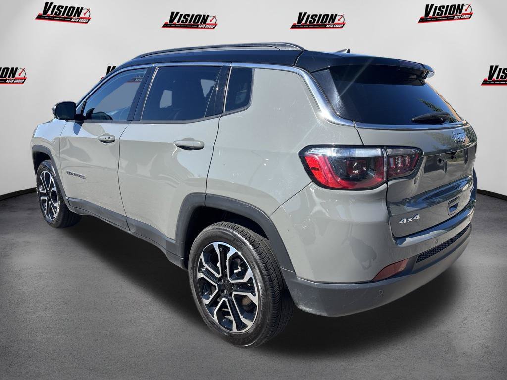 Used 2024 Gray Jeep Limited image 8
