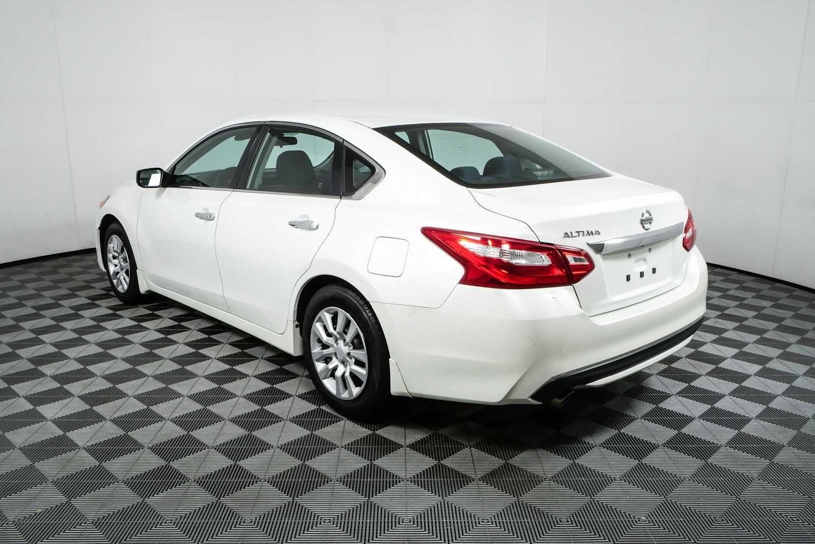 Used 2017 Pearl White Nissan 2.5 S image 25