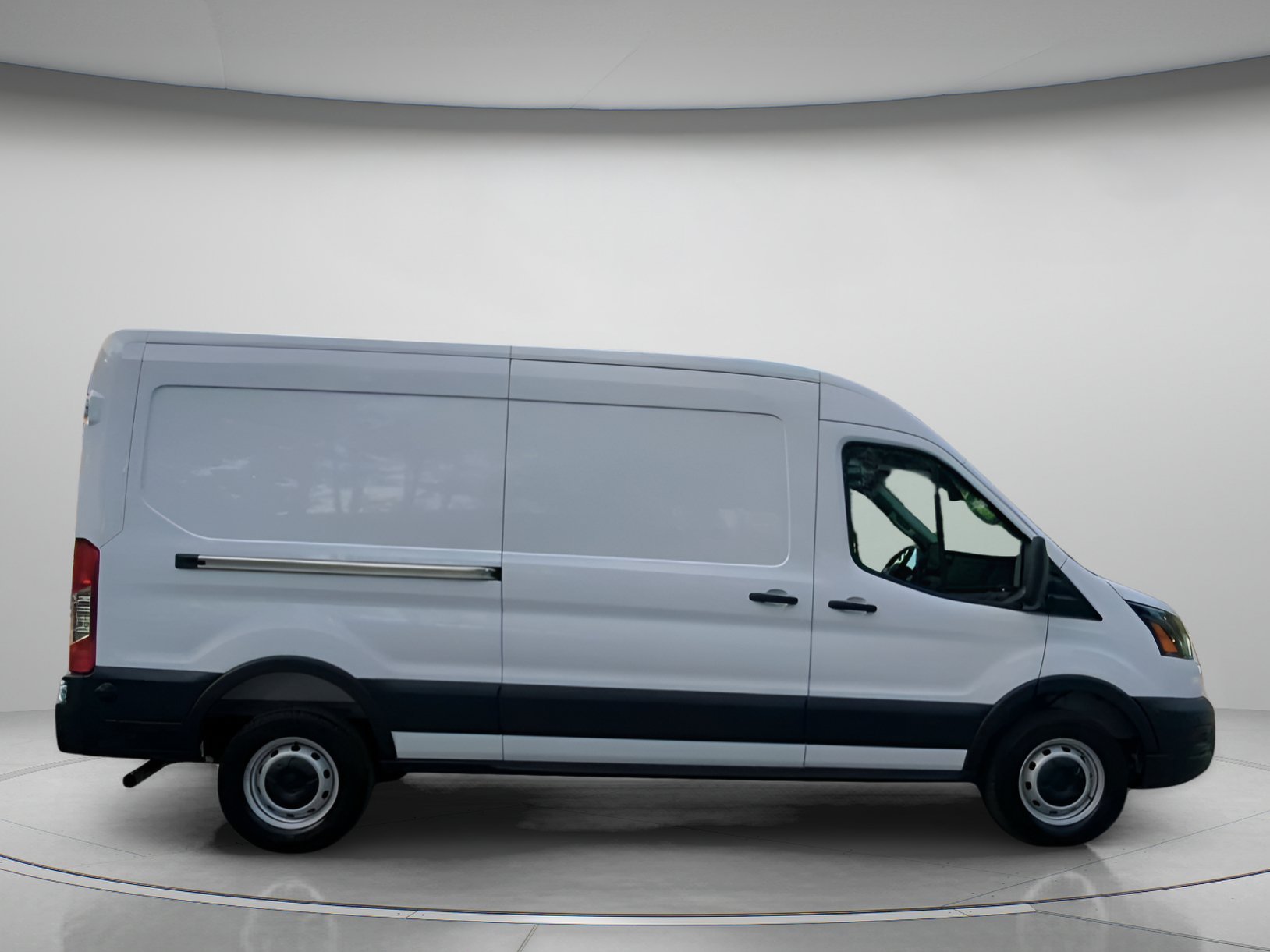 New 2026 Oxford White Ford Cargo Van image 29