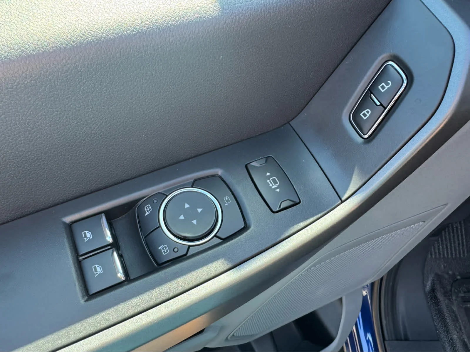 New 2026 Argon Blue Metallic Ford XLT image 12