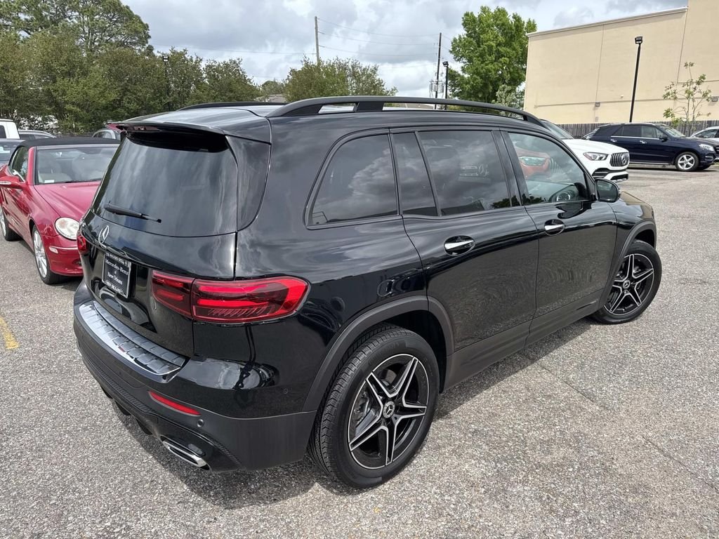Certified Used 2025 Black Mercedes-Benz GLB 250 image 7