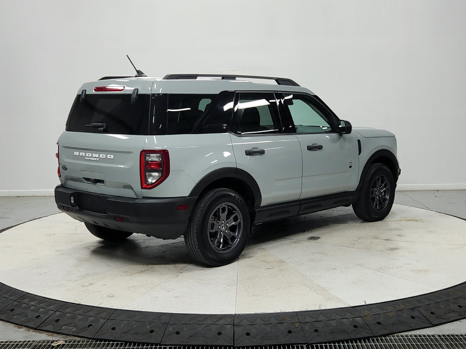 Used 2021 Green Ford Big Bend image 8