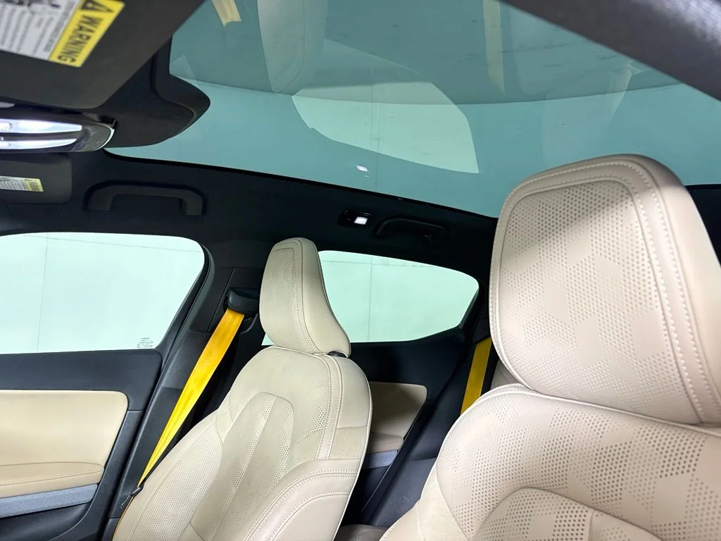 Used 2022 Gold Polestar Long Range Dual Motor image 19