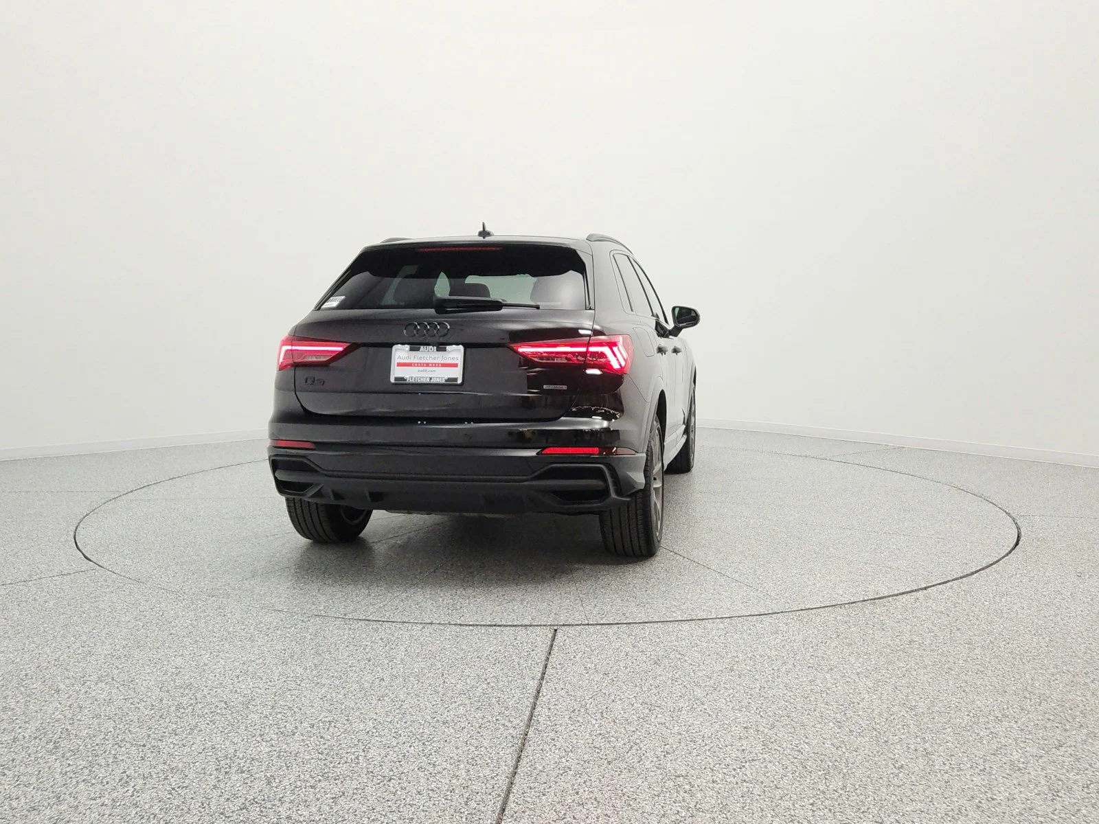 Used 2025 Mythos Black Metallic Audi S line Premium image 6