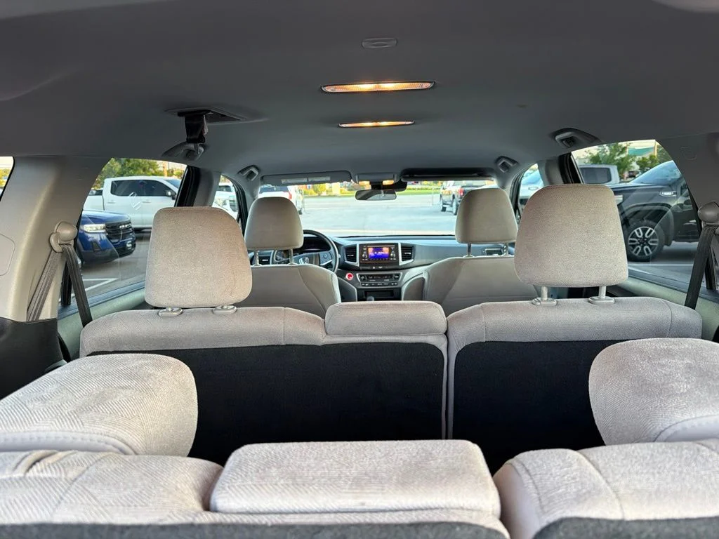 Used 2019  Honda LX image 21