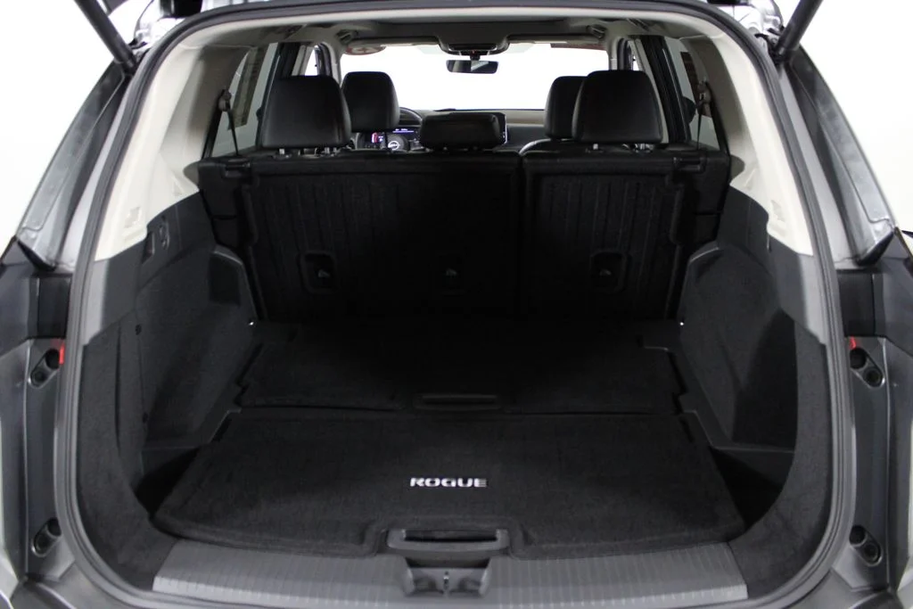 2023 Nissan Rogue Platinum - Photo 18