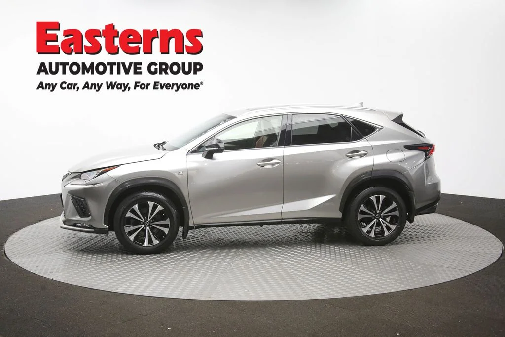 Used 2018 Silver Lexus 300 Base image 55